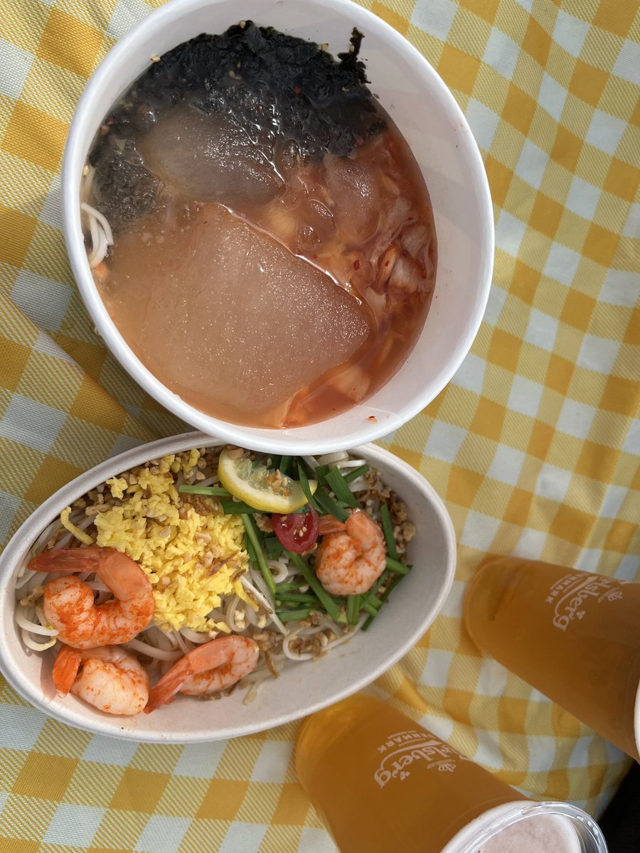 toodeogii's tweet photo. 페벌에서 은근 맛있는 거 팟타이<< 진짜 실패한 적 없음 https://t.co/EY7Xp1TTdb