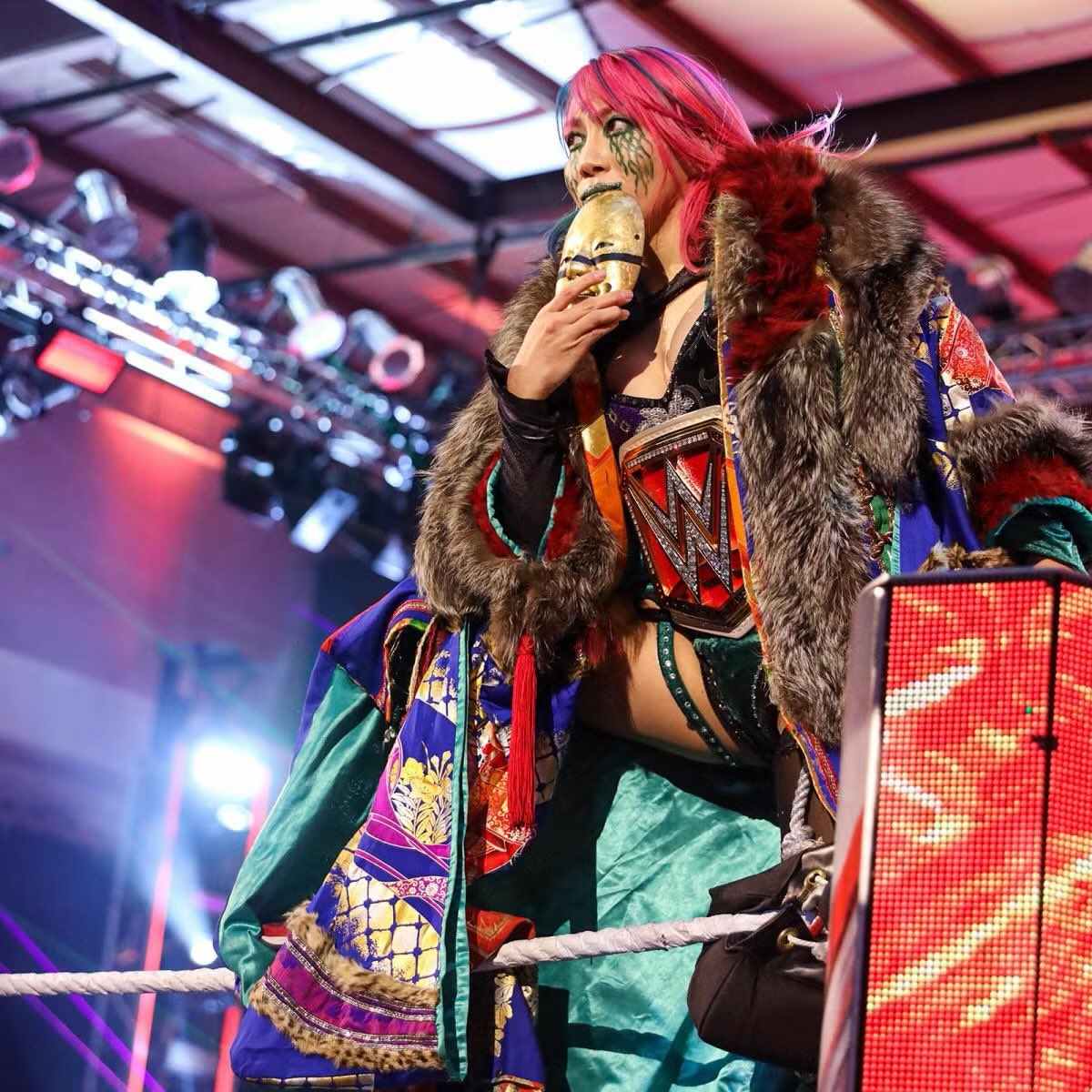 FadeAwayMedia's tweet photo. On this day 11 years ago WWE made one of its greatest signings on all time

Asuka officially announced she is signing to WWE. 

 3x  Raw Women's Champion  
 1x SmackDown Women's Champion  
 1x NXT Women's Champion 
 5x WWE Women's Tag Team Champion.

(2015) https://t.co/mD2VwDrJQ6
