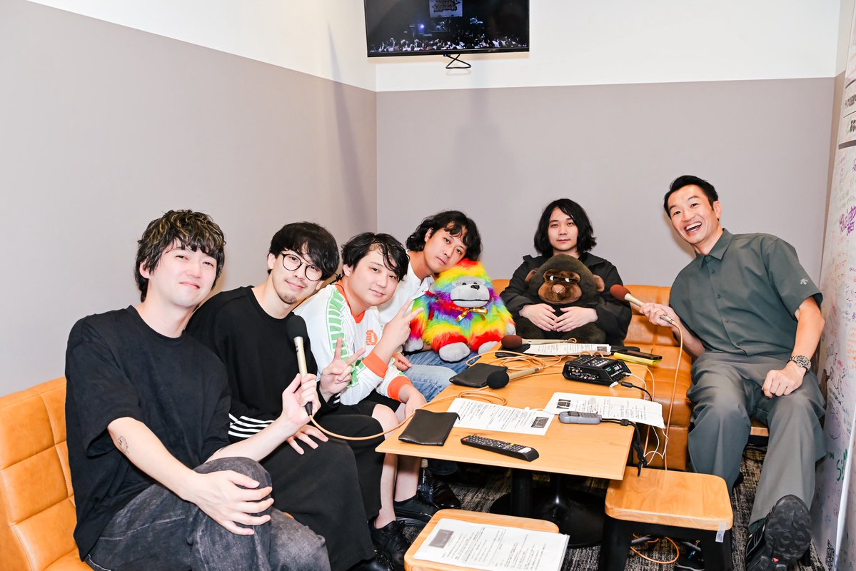 fm802_MPS's tweet photo. ⚡️#FM802 × @GorillaHall_osk 🎪
 × イープラス⚡️でお送りする
＼MUSIC Play-STANDARD／

🎙️今週のDJ は #大抜卓人 が担当🗣️
 
📍9/7(月)〜9/11(木)は、

9/2(水)に開催‼️
『802 Jungle Attack Vol.10』に出演した
#Rename #GalileoGalilei #SHE_S
 3組へのインタビューをお届け✨

📸：ハヤシマコ https://t.co/n0ai0akeLF