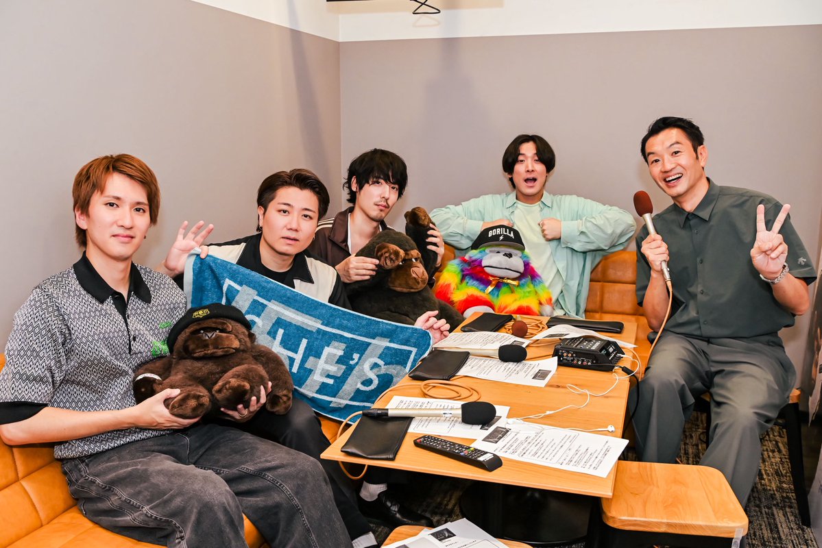 fm802_MPS's tweet photo. #FM802

🗓️コメントスケジュール🗓️

9/7(月) #Rename
9/8(火),9(水) #GalileoGalilei
9/10(木) #SHE_S

11(金) はゴリラパネルに書かれたメッセージをご紹介✨

今夜も23:48～放送ｳﾎｯ🦍🍌
聴く▶️ https://t.co/7s5Hm8RfyK 

📸：ハヤシマコ https://t.co/qPXCF2JZoN