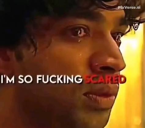 DaKimchee's tweet photo. People who sh with scissors terrify me https://t.co/dQa55bKslP