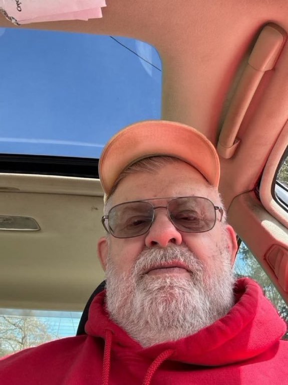TezcanBrahim's tweet photo. Can I pick you up baby https://t.co/O1r2odyhHO