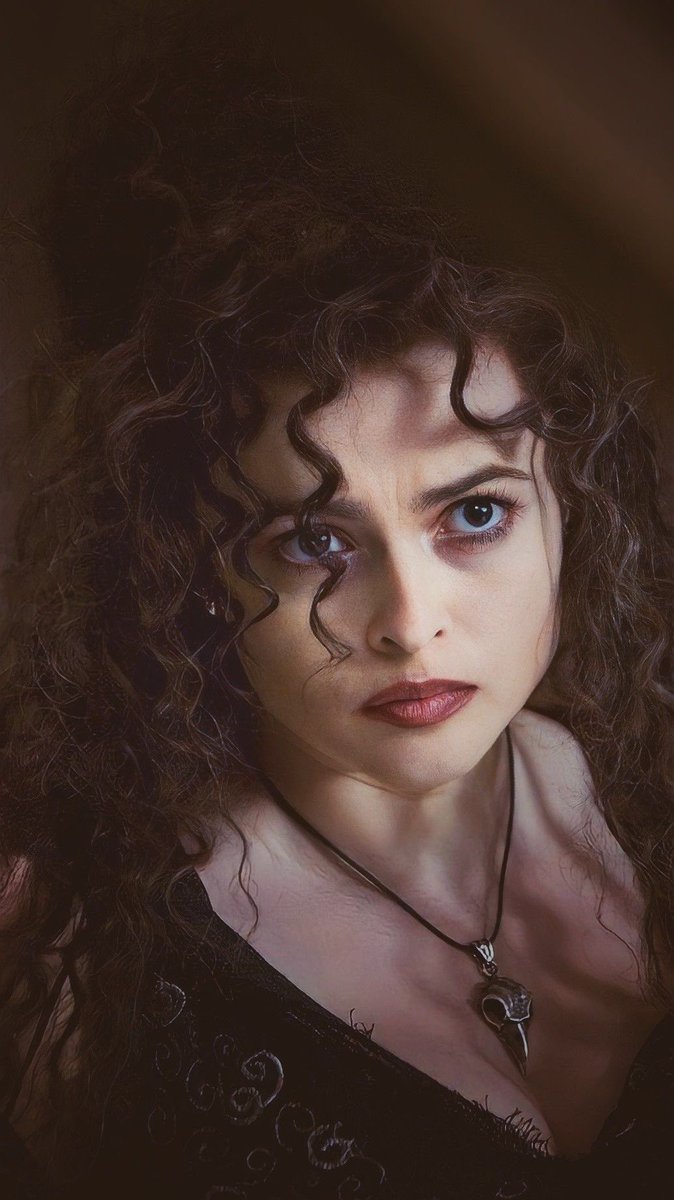 Kamalfalilat's tweet photo. All The Pretty Girls Are Evil 😈 

Damn!! Bellatrix is a beauty. I wonder why The Dark Lord didn’t wife her up. https://t.co/QgDqbd0LYK