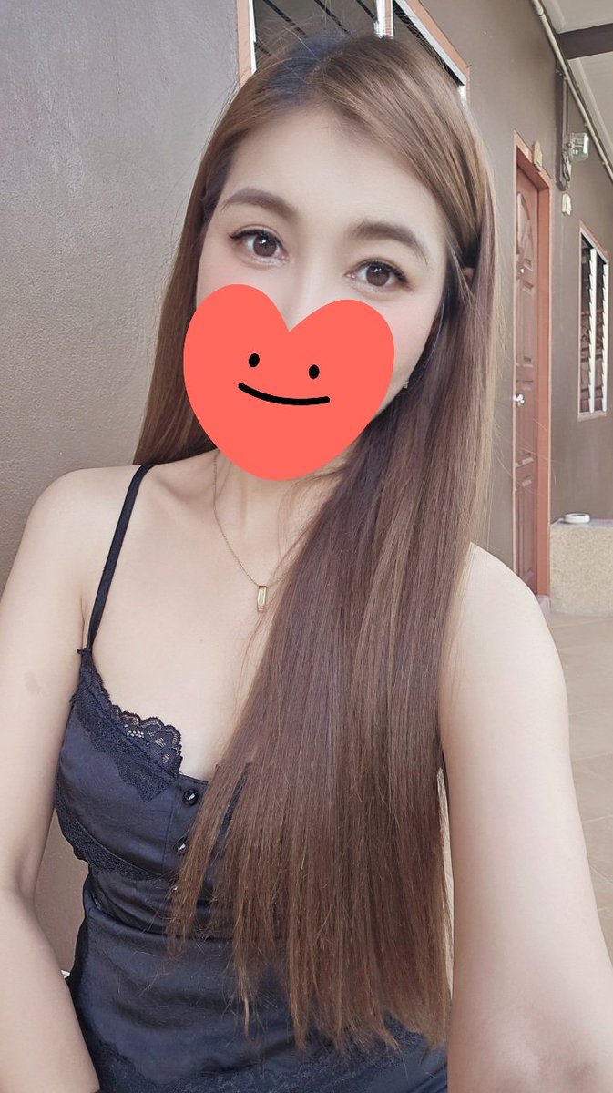 VenettaPudenz's tweet photo. ขนมไทย "ขนมครก" กะทิเยิ้มๆ 
……🎀
ใช้แป้งข้าวเจ้าและกะทิหอมๆ หยอดบนเตา
รสหวานมันกรอบขอบนุ่มในทานตอนร้อนๆ ที่สุดเลย 🥄🎈
เป็นขนมนวดโบราณที่หาทานรับงานตลาดไท นวนคร คลองหลวง เทพกุญชร พยอม รังสิต

gus9191🐶🐶🐶 https://t.co/60viUbbMR0