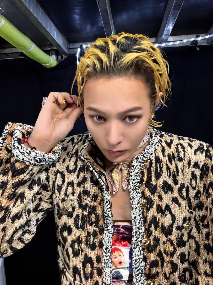 FANPLUS1DOTCOM's tweet photo. BIGBANG 2026-2027 WORLD TOUR < XX : COSMOS > IN OAKLAND

SEPTEMBER 4~5, 2026
오클랜드를 뜨겁게 달군 열기🔥
Two nights of unstoppable energy in OAKLAND🔥

#GDRAGON #GD #GDRAGON2026
#BIGBANG #COSMOS_WORLD_TOUR_IN_OAKLAND https://t.co/PJXkO8DQcq