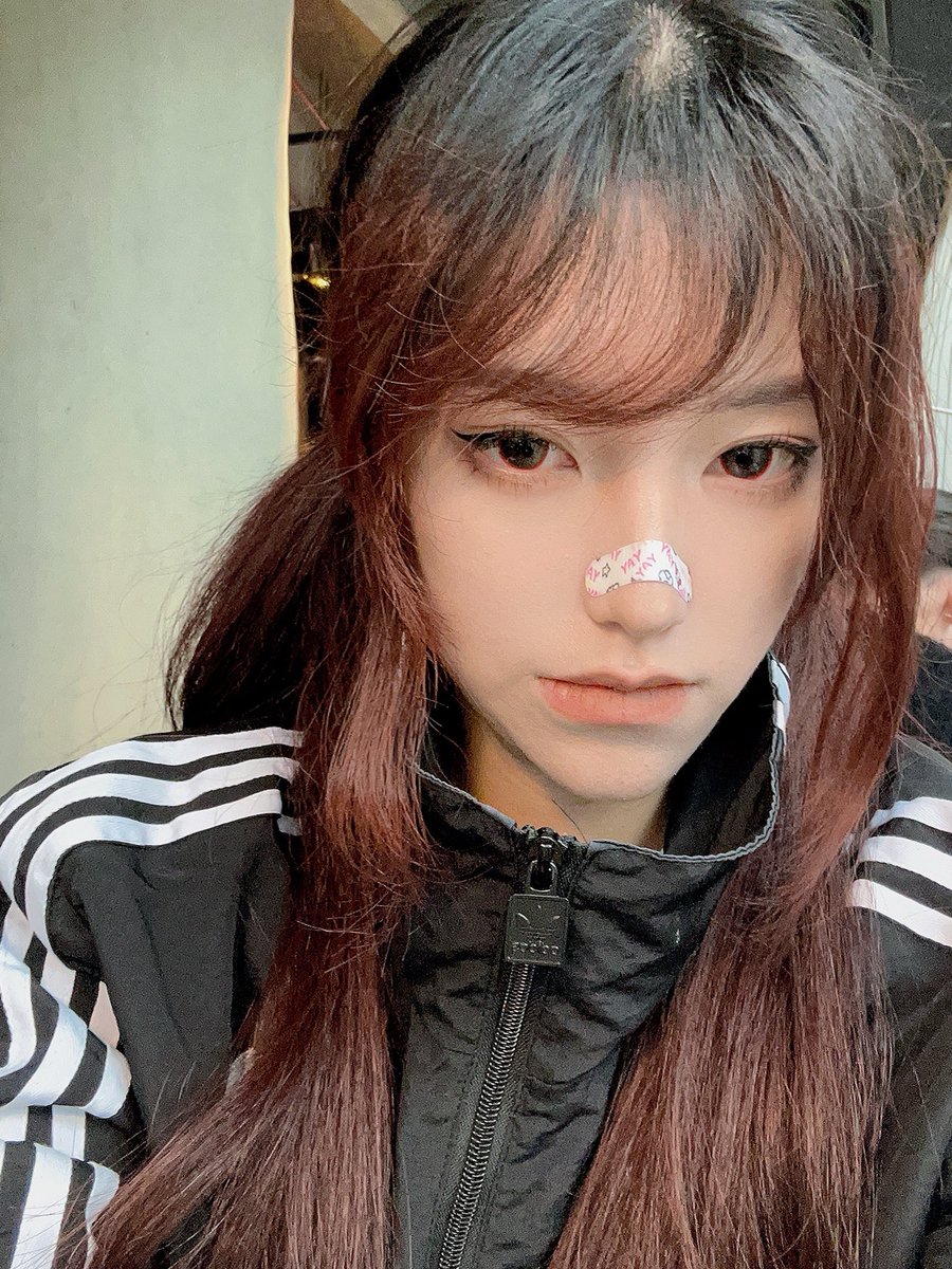 Ashsour_'s tweet photo. NO NEED to define me #女同 #wlw https://t.co/DAxyfxHZpa