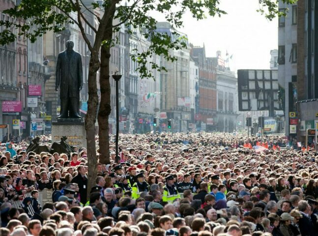 MarioNawfal's tweet photo. 🇮🇪 Ireland's population grew by 66,900 people last year 

and when you crunch the official CSO numbers, a striking 93% of that growth ties back to migration.

72% came directly from net migration (48,100 people). Another 21% came from births to non-Irish mothers. Roughly 14,200 of the 54,300 total births recorded.

Natural growth among Irish nationals? Just 7%.

Make of that what you will.

Source: Gript, @visegrad24 / Writer: Oliver