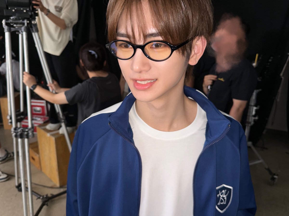 zaxdiary's tweet photo. anxin made such a long post with so many photos for the end of born dire promos 🥹❤️

🐱 allyz! our two week music show promotions have officially ended! the last 2 weeks really went past so quickly. being together with allyz makes every stage even more precious. to show everyone better stages, we will keep practicing and preparing hard. every time i stand on stage i can feel everyone’s love and support, so no matter how tired i am, i always feel happy. for the past 2 weeks, thank you for being with us and giving us so much strength. being able to spend this time with everyone is a very precious memory for me! although the music show promotions this time have ended,   i will work hard in order to become an even better anxin. allyz, you really worked hard. and i really love you a lot ❤️