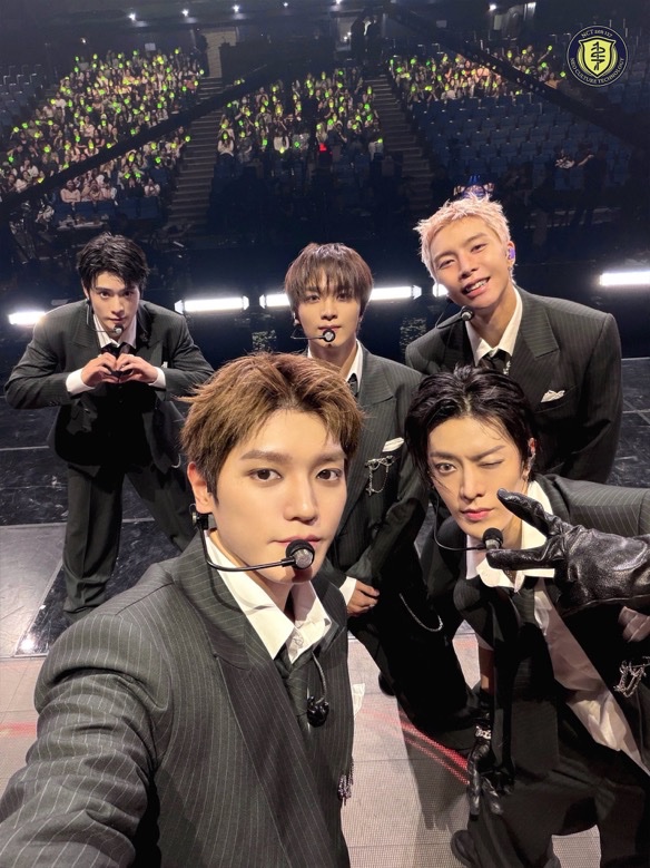 tyong_bbl's tweet photo. 260907 |  NCT 127 Weverse Media with #TAEYONG 

Photodump | 'Blingy' Week 2 has finished!

#TYONGVERSE #툥버스 #태용 #이태용 #テヨン https://t.co/vNrCWMfwLZ