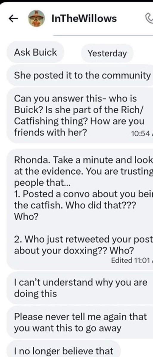 MonaLisaArmada's tweet photo. Done In the dark now dragged to the light. 
#DarkArmada No one doxed her. No one accused her of doxxing but she assisted in harassing a victim she’s seen here intimidating. This is who Smokefleet protects and champions. @WindyInWillows 
@ImGraceSlick 
@LiviaTootinJohn 
And more. https://t.co/3Iz7tbHGB5