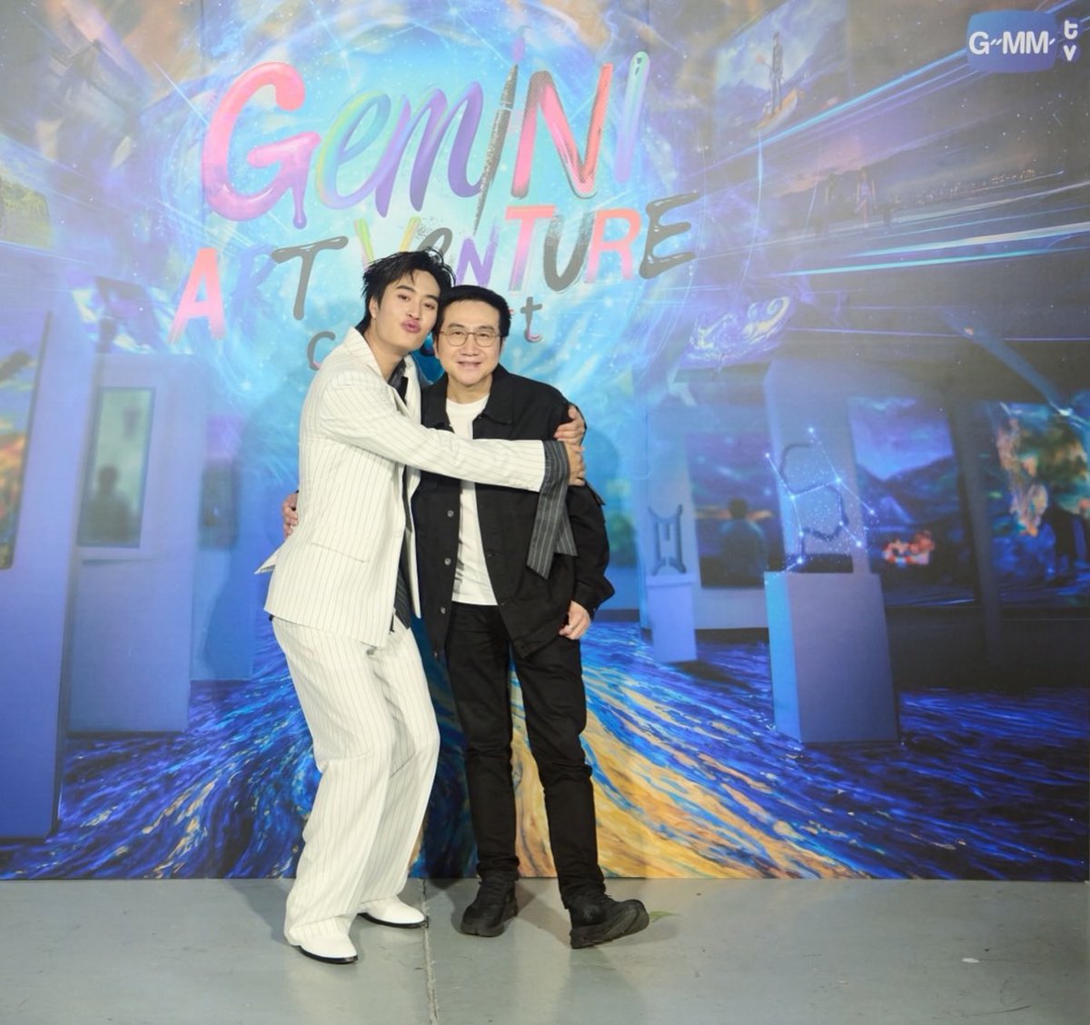 Geminint_family's tweet photo. ♊️ IG Update | tha_sataporn

คอนเสิร์ตเดี่ยวครั้งแรกในชีวิต กับความท้าทายที่เอาชนะมันได้ด้วยการฝึกฝนและพัฒนาตัวเองมาตลอดเวลา ขนาดที่คาดหวังไว้มากแล้ว เจมยังทำได้เกินที่คาดหวังไปมากมายเลยครับ เก่งจริงๆครับ เด็กมหัศจรรย์ของพี่ 👍👍👍❤️❤️❤️ @gemini_ti 

#GeminiConcert #RISERMUSIC #GMMTV
#Gemini_NT #เจมีไนน์