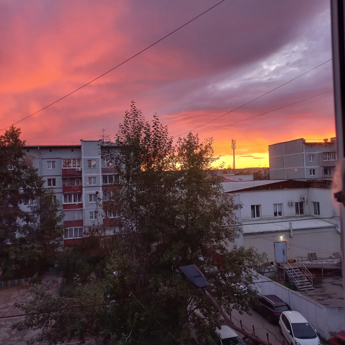 GGmydear's tweet photo. Че то слишком красиво на улице в последнее время https://t.co/xvftdbjzAe