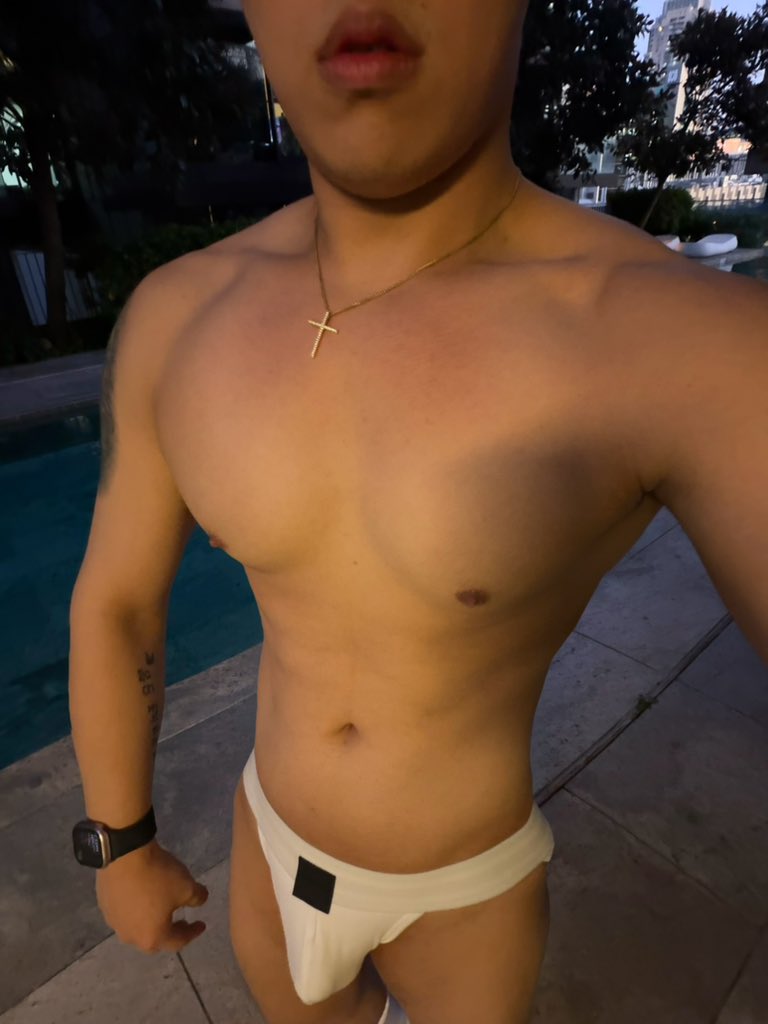 linxiangchang1's tweet photo. Wanna come 💦👅 https://t.co/JmibOvBS73