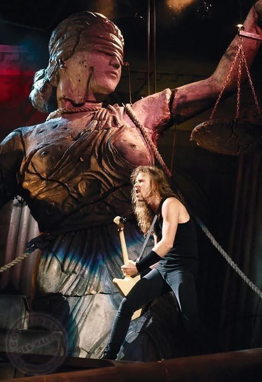 Legionista83's tweet photo. James Hetfield 
MetallicA
...And Justice for All https://t.co/fv65LslFDJ