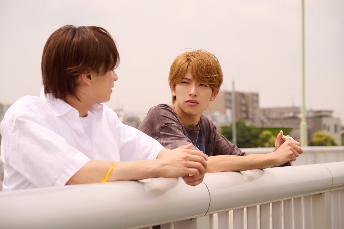 oricon's tweet photo. ACEes深田竜生＆浮所飛貴だから出来た
"夏輝と蒼汰"『夏色の雲が恋と嵐をまきおこす』
⠀
制作チームが撮影裏を語る
https://t.co/4206mdCvlZ
⠀
🌤️見つめ合いシーンで照れ
🌤️泣く芝居「もう一度」ストイックな姿勢も https://t.co/dAWN0FWHpB