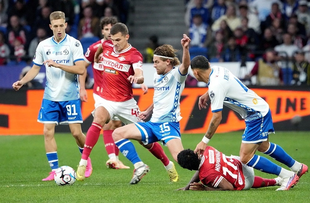 OntourFCSM's tweet photo. 06-09-2026 Dinamo (Moskva, 🇷🇺) 2-1 Spartak
Gladyshev, Gomes - Prutsev
18:30 "VTB Arena", Moskva, Russia
Alfa-Bank Russian Premier League 2026/2027. 7 day
GLADYSHEV Yaroslav / ZOBNIN Roman https://t.co/hgmK2FqG1J