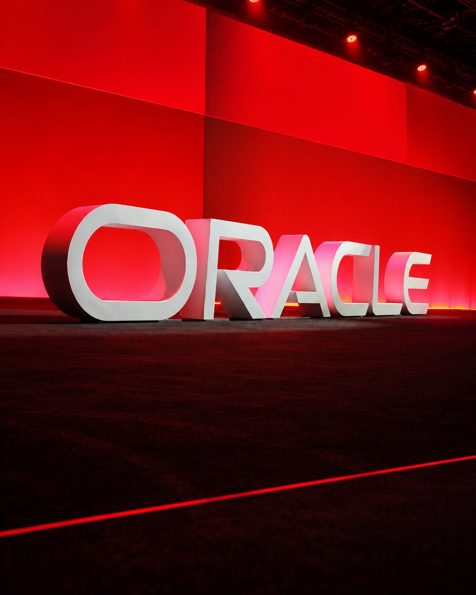 Wil1smom's tweet photo. .@Oracle is expanding its regional cloud footprint, growing sovereign cloud deployments and investing in AI skills development in the Middle East.

Read more on @ComputerWeekly: 
https://t.co/PouoCOvCYx https://t.co/SkqLx3UHGA