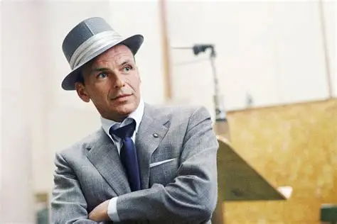ggemmert's tweet photo. Framing the morning with Frank Sinatra’s “I’ve Got a Crush on You,” our first vocal of the day on https://t.co/bftQRWHfM5. 

A perfect, elegant start.
#SimplyBeautiful https://t.co/sHqDXdzXaW