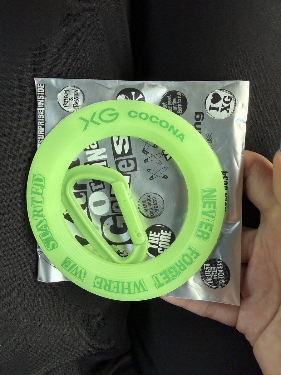 kisoooooa's tweet photo. Luminous Glow Ring 交換

譲: 🍄💚　ココナ
求: 🦄💜　ハーヴィー

郵送　📮

または

東京ドーム・京セラドームでの
現地手渡しでも可能です！
#XG https://t.co/iA28vyqGcL