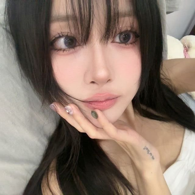 kimokimokimo00's tweet photo. ヘルシーな色気を漂わせた美女...結局こういう女の子が爆モテ街道まっしぐらなのよ... https://t.co/F13TPw9fH5