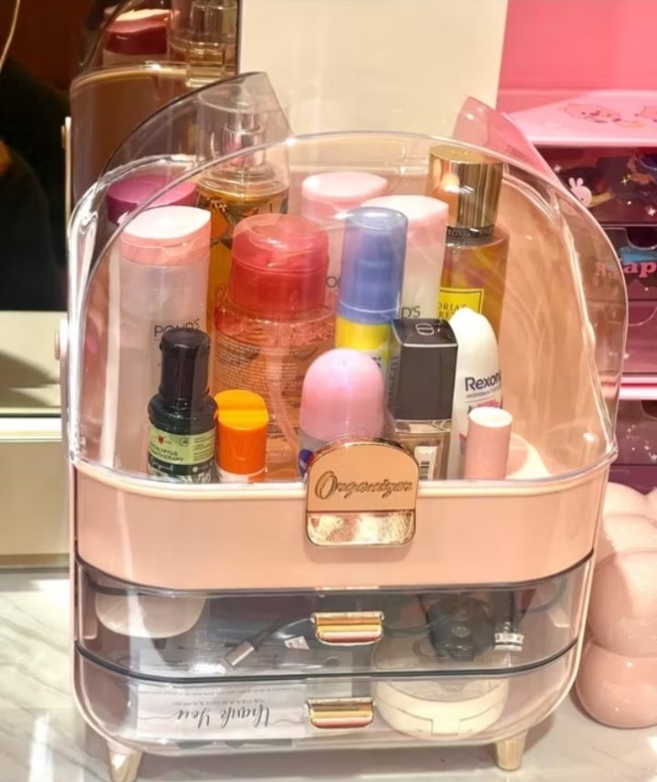 yellow343330's tweet photo. Ternyata masalahnya bukan skincare aku yang kebanyakan 😭”
Meja selalu berantakan karena nggak punya tempat penyimpanan. Setelah pakai rak ini, semua skincare bisa ditata jadi satu dan muat banyak banget. Sekarang mau cari skincare juga nggak perlu bongkar-bongkar lagi 🫶🏻 https://t.co/MawsWQ5IEF