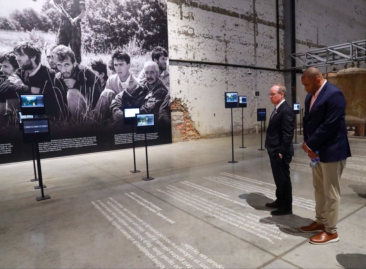 USEmbassySJJ's tweet photo. Representatives Greg Murphy and Marc Veasey traveled to Srebrenica to honor the victims of the 1995 genocide and reaffirm America’s commitment to preserving the truth and promoting 
accountability. We honor those lost and stand in solidarity with survivors.

***

Kongresmeni Greg Murphy i Marc Veasey posjetili su Srebrenicu kako bi odali počast žrtvama genocida iz 1995. godine i potvrdili predanost Amerike očuvanju istine i promovisanju odgovornosti. Odajemo počast onima kojih više nema i iskazujemo solidarnost s preživjelima.

#USAinBiH