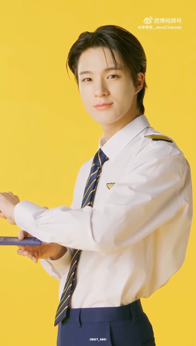 nojamismine's tweet photo. โน่นักบินจั้นเดรสอ่ะ โคตรหล่อเลย😭😭😭😭😭😭😭😭😭😭😭😭😭😭😭😭😭😭😭😭 https://t.co/GwOAxuvKj5