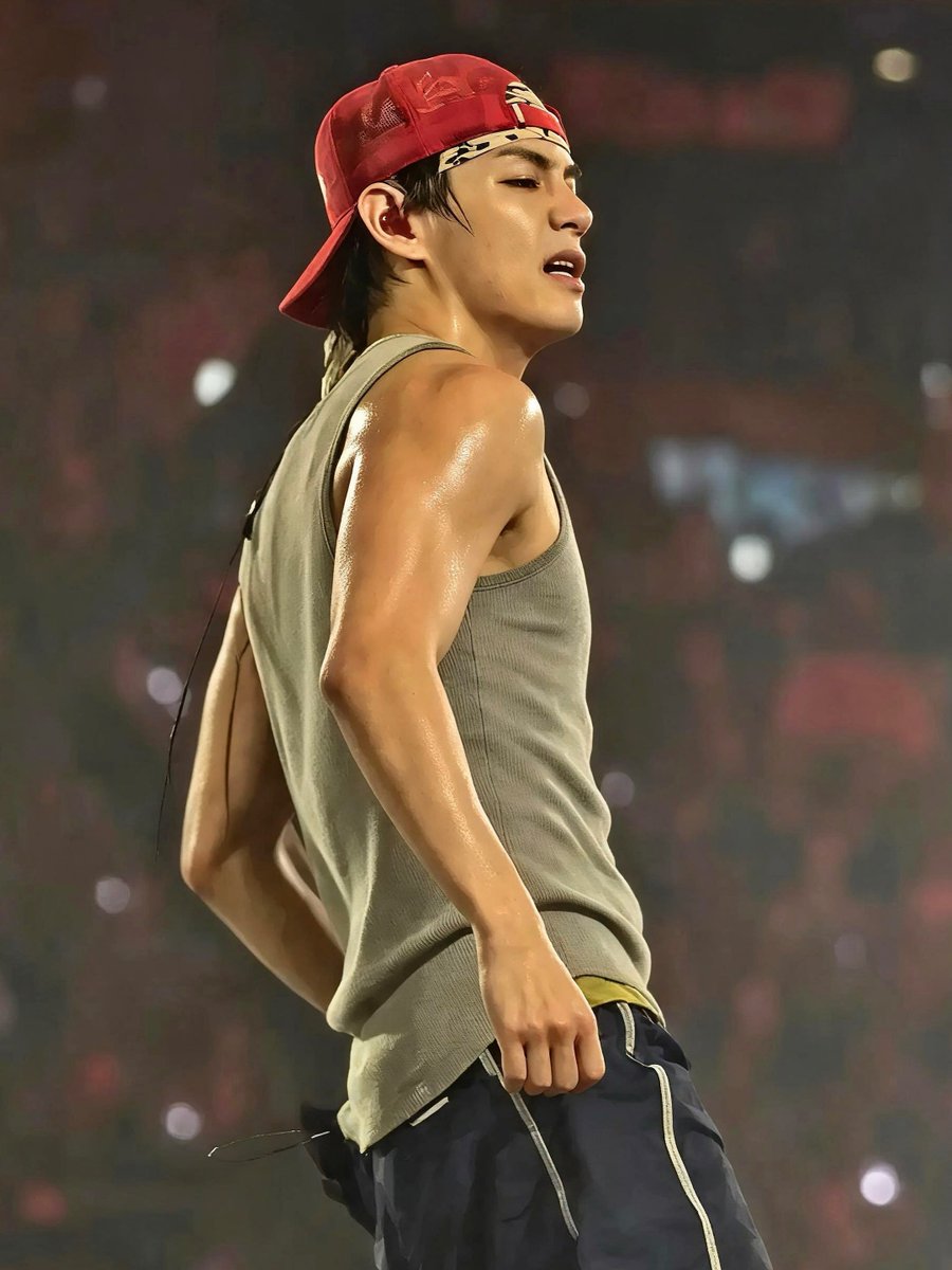 BTS_TAEHYUNGO's tweet photo. 🔥 https://t.co/eP2F0NwidE