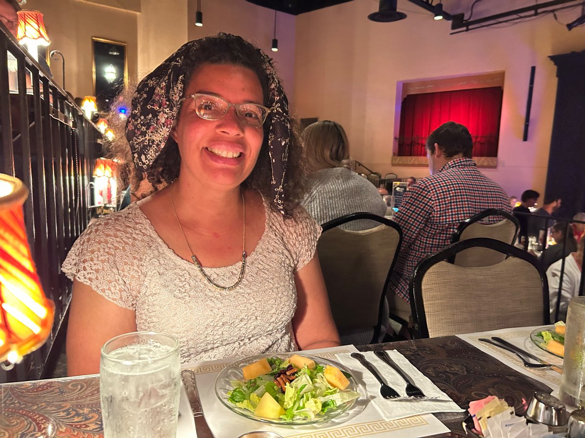 StoryGospel's tweet photo. #datenight Enjoyed a #nightout 🌖 https://t.co/8eXskUnBTb