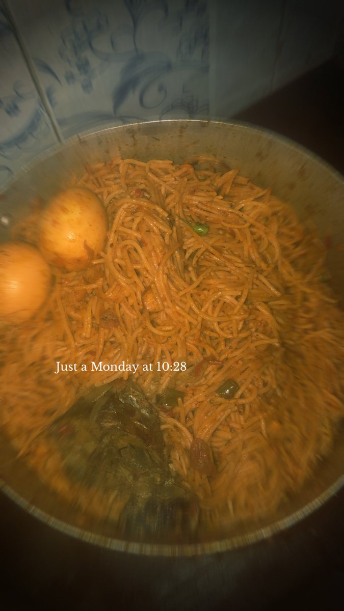 ohanzdehyper's tweet photo. My Nupe babe dey come w my sister-in-law, i gast dress my fine "virgin" spag to impress this time๐๐โฑ๏ธ https://t.co/nPXwajuyr0