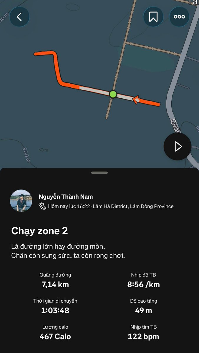 thanhnam_arc's tweet photo. Chiều nay trời đẹp, ta cũng đẹp.

Nhưng đẹp nhất là lúc mồ hôi chảy xuống mặt và chẳng còn tâm trí nghĩ chuyện thiên hạ.

Chạy một vòng, xong một chuyện.

#Chaybo #Running #Runner #Zone2run https://t.co/OeSAt56p27