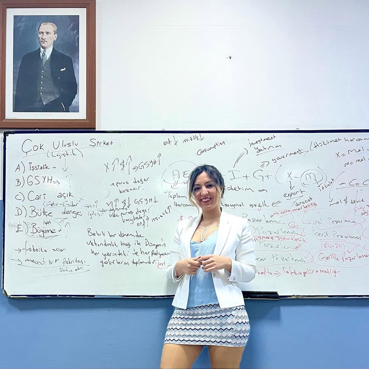 bosunatiklama's tweet photo. Müstehcenlik soruşturması kapsamında 184 hesaba erişim engeli getirildi. (Burak Doğan)

Hesaplardan bazıları:
• Gizem Bağdaçiçek
• Alya Vural
• Fidan Atalay
• Elif Karaaslan
• Esra Rabia Ünal
• Ayşe Çelik
• Ebru Arman
• Zeynep Çağış
• Berilşah
• Mika Slowana
• Wettpolly
• Ben Zelal
