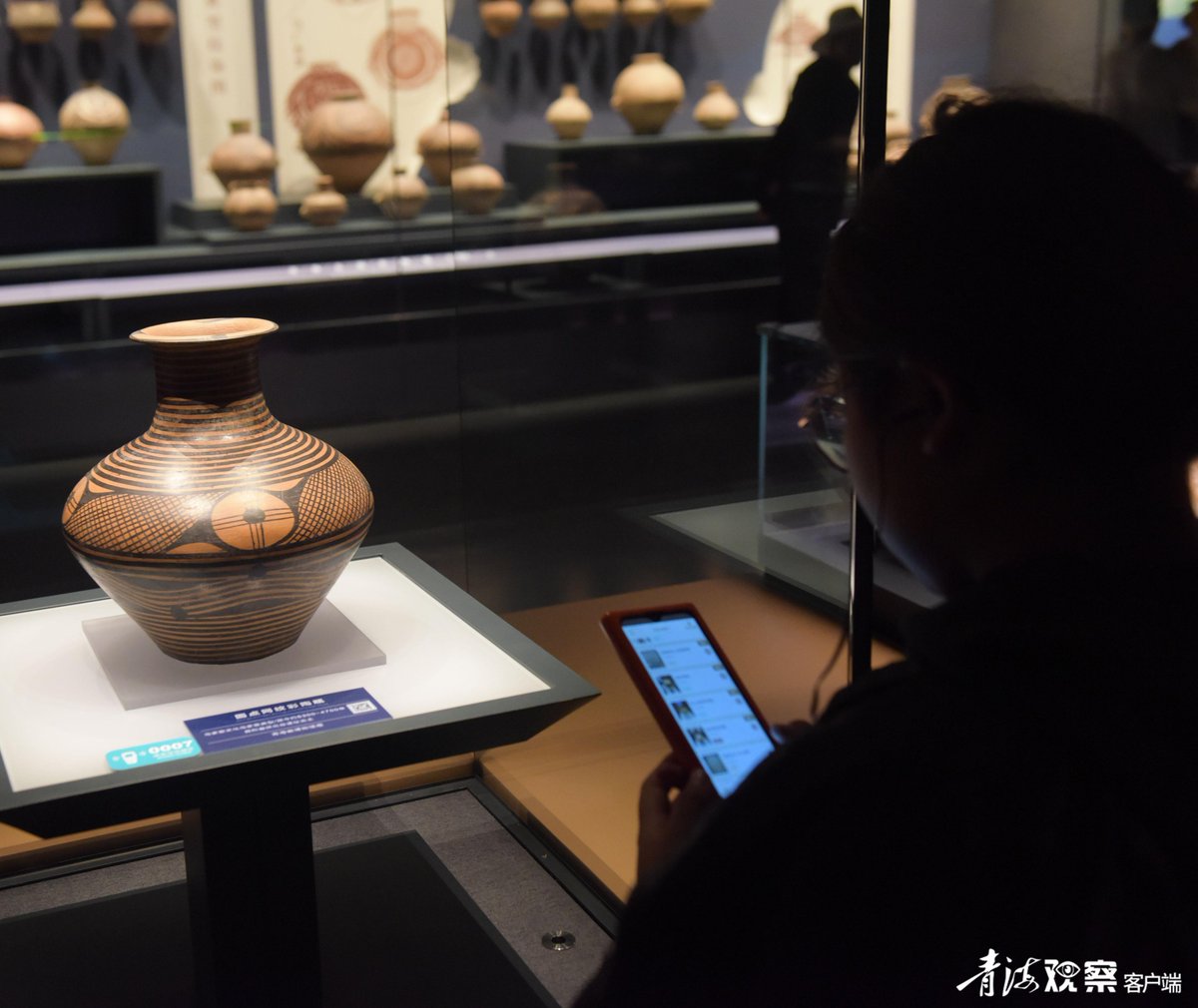 evanr788912evan's tweet photo. Just tested the new AR museum guide—point your phone at an ancient vase, and it brings its 2000-year-old story to life right in front of you! This is how history should feel: interactive, vivid, and unforgettable. https://t.co/Jl1rvyWwgy