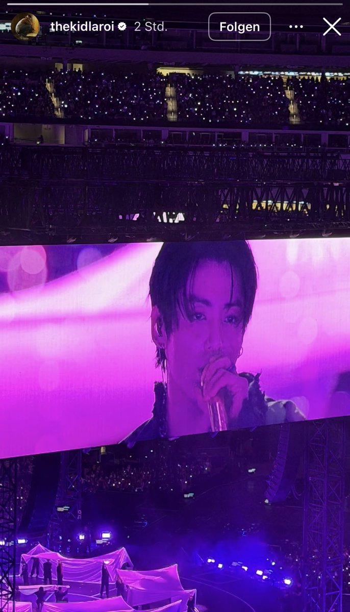 WORLDMUSICAWARD's tweet photo. #charlieputh and #thekidlaroi both attended BTS' 4th sold out show in LA yesterday, showing their support for #Jungkook, with Charlie Puth sharing a video of the crowd while he performs "Swim" and the Kid Laroi sharing a pic of his face on the giant screen! 👏🕺🏻🕺❤️🕺🏻4⃣🚫🏟🏈🐏𝑳𝓐👑👑💜

#BTS_WORLDTOUR_ARIRANG_LOSANGELES
@BTS_twt

https://t.co/8x5bqlQ0Je