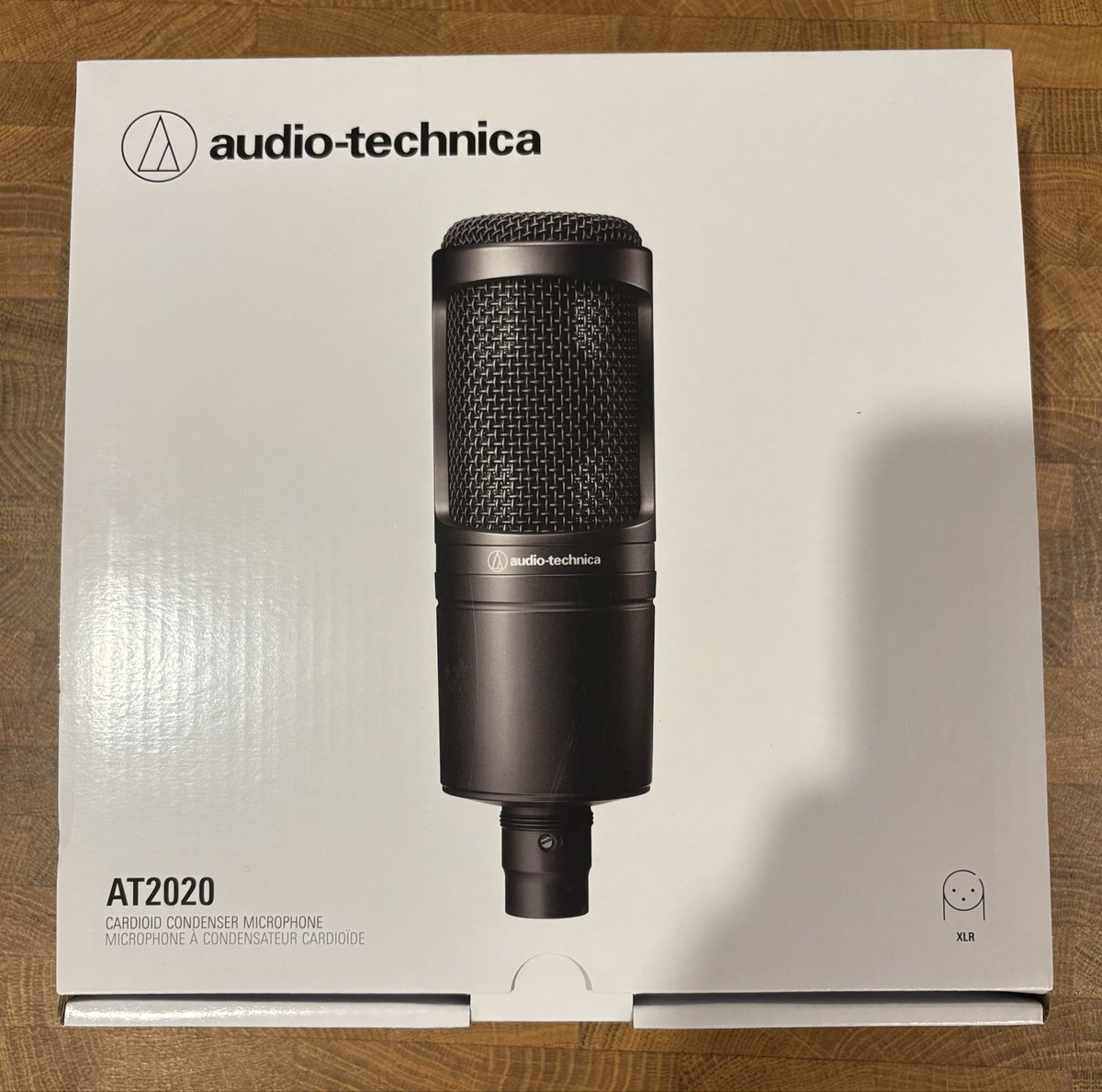 BruceNemoto's tweet photo. 息子が歌の練習してるので買ってみた。まだ小６、しかし断片的ではあるが曲を作り始めている事に驚愕している。😮好きな事どんどんやれよ！父より https://t.co/hIJklQ2r0m