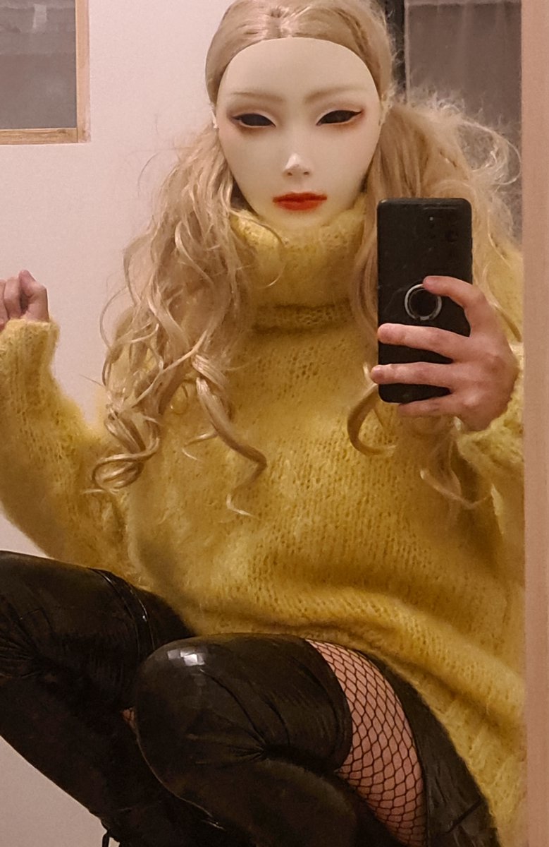 MohatexS's tweet photo. #sissy #woolfetish #faggot #turtlenecksweater #mohairsweater https://t.co/YaDPdhMzdH