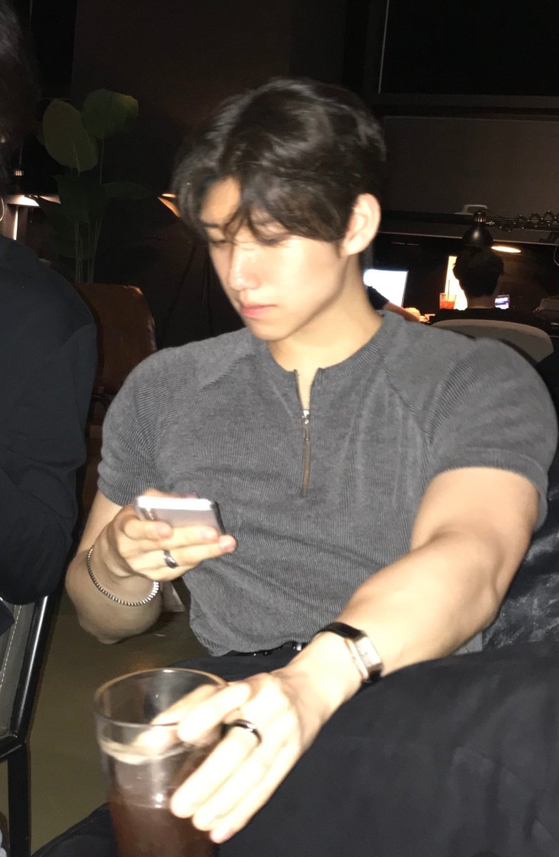 aii101iia's tweet photo. 카페친구 해주세요..☕ https://t.co/wXVItRYobt