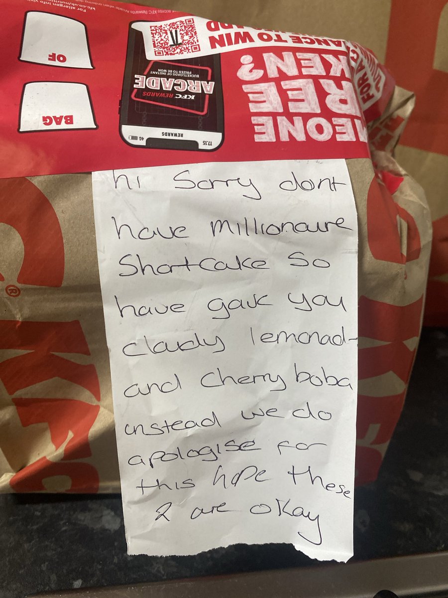 ryankb1212's tweet photo. @KFC_UKI I ordered something from your airdrie store and didn’t receive what I was after if the item was substituted with a different shake I wouldn’t have minded but they gave me boba isnstead https://t.co/Yl8ZPBTaUg