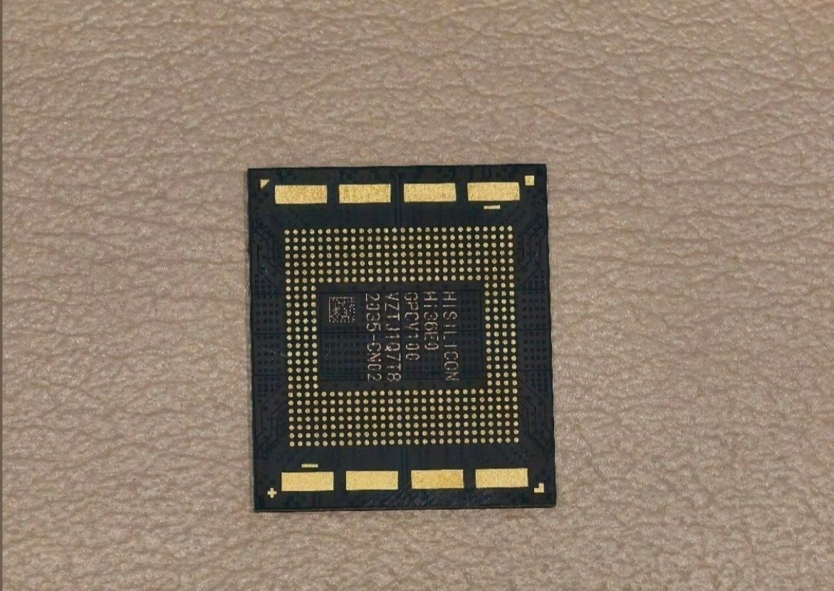 LivingInHarmony's tweet photo. This tiny miracle Kirin 9050 Pro
#LogicFolding #LogicFolding1 #TausLaw #3nm #LinxISA #HiSilicon #Huawei #IP #Huawei #FTW #SanctionsOver https://t.co/iOuyO45LOt