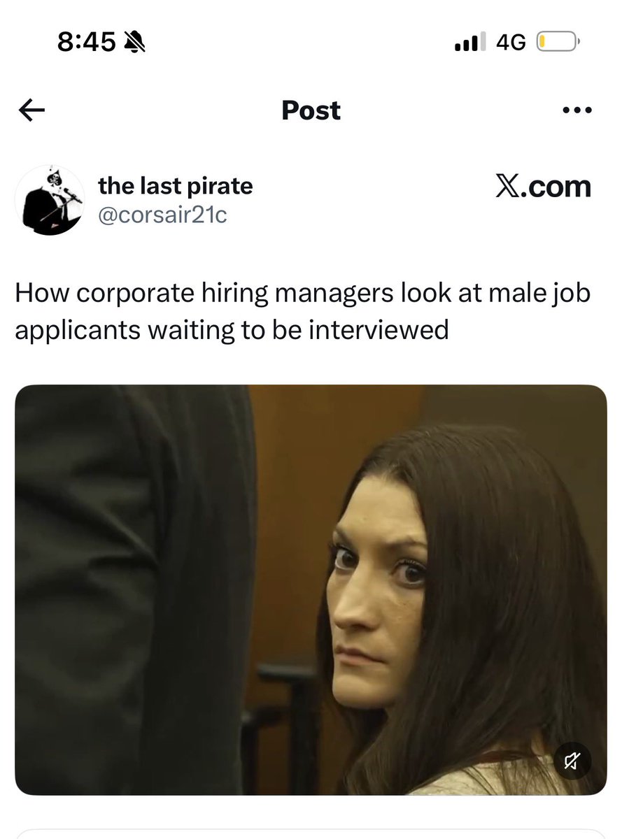 thepowerfulmr13's tweet photo. This Lindsey bitch is bat shit insane and 100000000 percent guilty, physiognomy almost never lies, she’d be hung and gutted in medieval times for looking like a satanic witch and doing her satanic witch shit https://t.co/G2KM8R4tVh