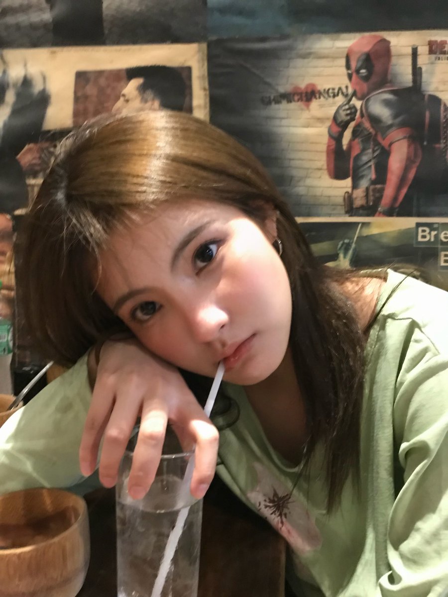attarnat's tweet photo. มองไย #attarnat https://t.co/wWdzvB4xtX
