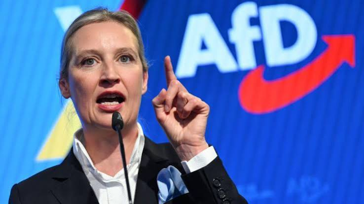 NapoLeon1226391's tweet photo. Si j'étais allemand, je voterais pour l'AFD !
Et vous ? https://t.co/eWmysDJJdE