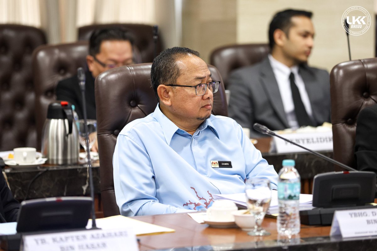 bheuu_jpm's tweet photo. MESYUARAT JAWATANKUASA PILIHAN KHAS PARLIMEN MENGENAI RUU BIDANG KUASA ADMIRALTI BIL. 3 TAHUN 2026
Pautan facebook: https://t.co/tHojWibZCf
#BHEUUJPM
#ReformasiUndangUndang #RUUBidangKuasaAdmiralti2026 #MalaysiaMADANI https://t.co/G8upl3DqHd
