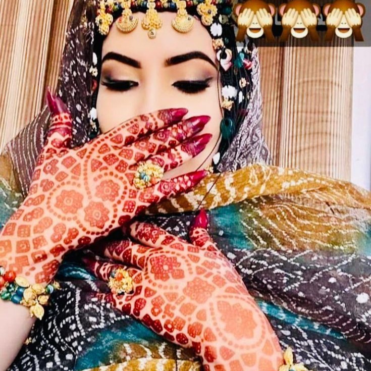 KareemBurgaaz's tweet photo. حنة العيد تجمعنا على الفرح والمحبة https://t.co/44t63mb7nd