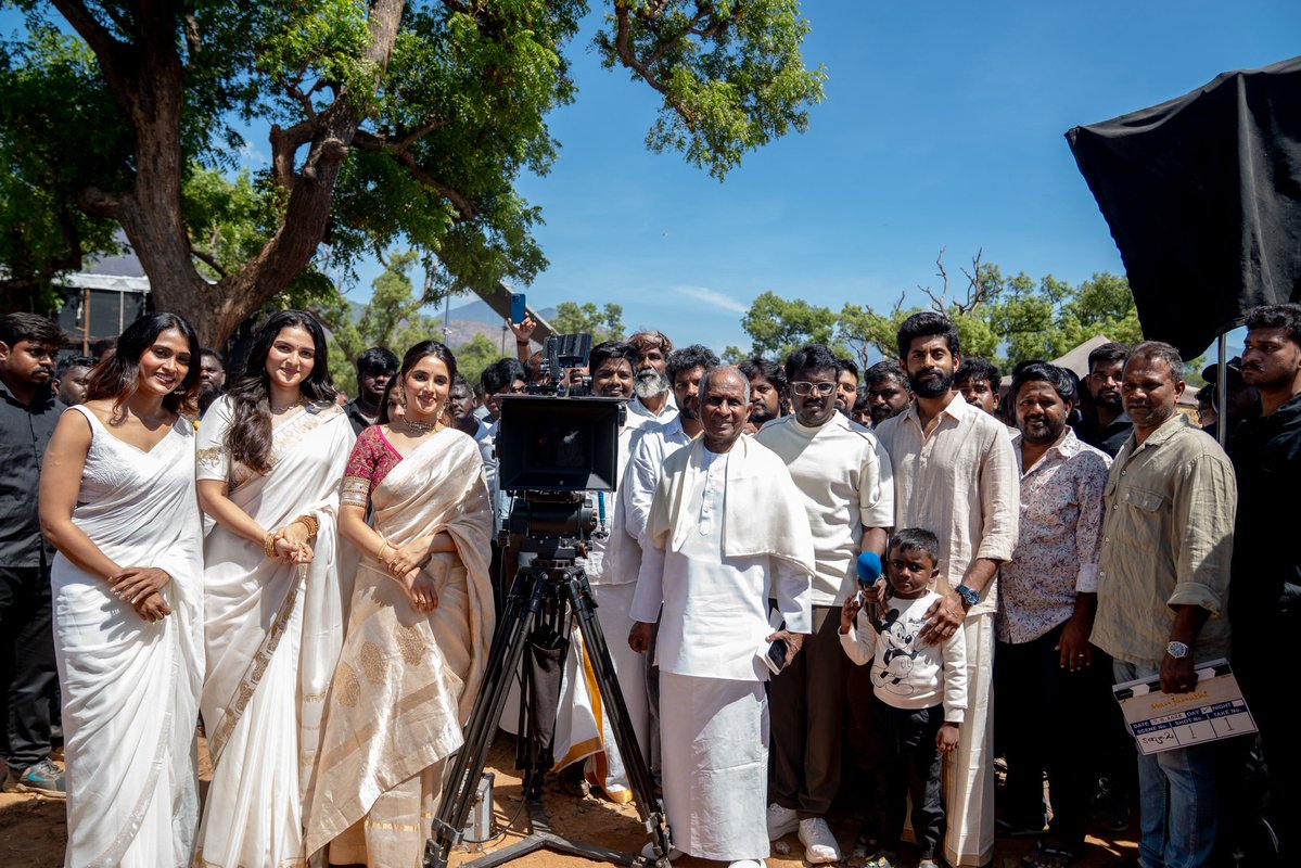 SkandaPictures's tweet photo. A story very close to our hearts begins today. ❤️
#Manjanathi shoot starts now! 💛🌳

@ilaiyaraaja @navvistudios  @mari_selvaraj @divyamari @SkandaPictures @Ezhil_DOP @ramu_thangaraj @Editorselva https://t.co/wIWbHpUyCM