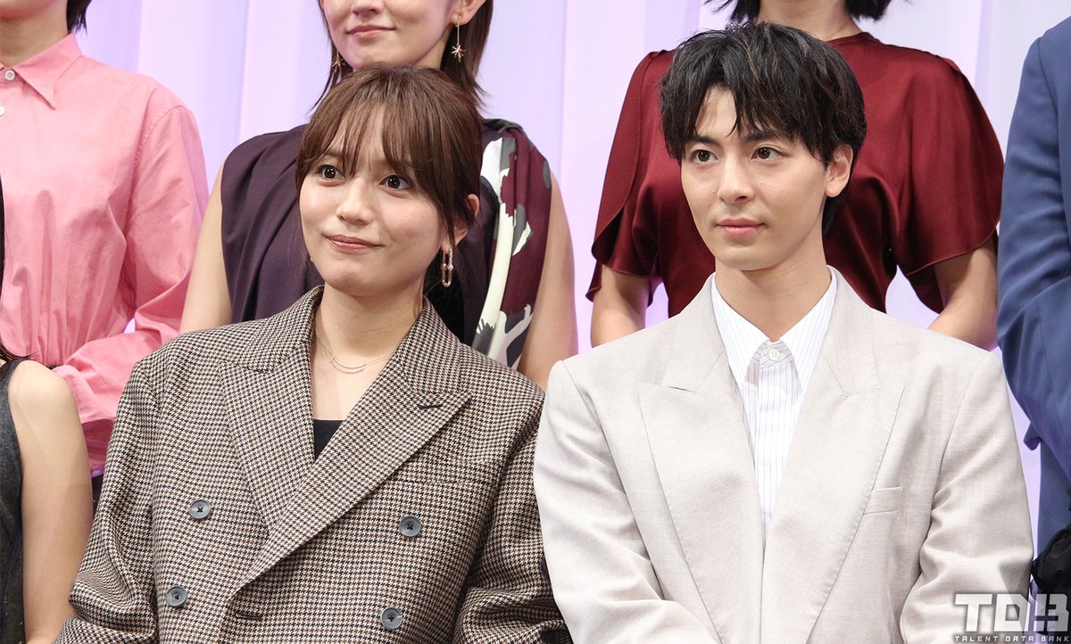 talent_databank's tweet photo. 映画『ママがもうこの世界にいなくても　私の命の日記』お披露目試写会に川口春奈、高杉真宙、松本穂香、中島瑠菜ら豪華キャスト12名が初集結！

川口春奈「和さんの生き様を表現できたら」と作品への思いを語る

▼詳細はこちら
https://t.co/PSaKIkaHkI 

#川口春奈 #高杉真宙 #ママせか https://t.co/zVymzLOheo