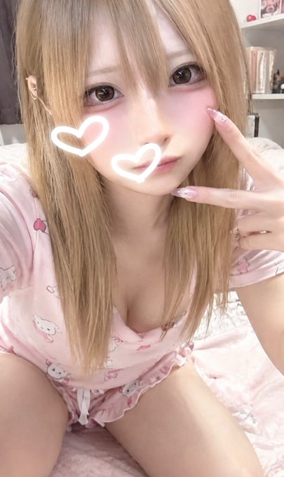 95404568's tweet photo. ♡で見せるけどひかないで？ https://t.co/Ow6mM2EpRk