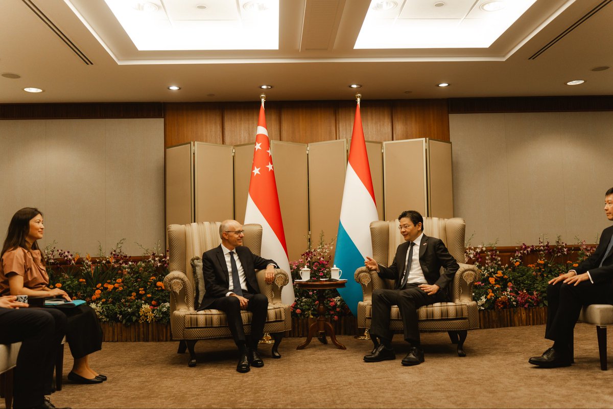 LucFrieden's tweet photo. Thank you for the warm welcome to Singapore, Prime Minister @LawrenceWongST.

Singapore and Luxembourg are like-minded partners and friends. We want to further strengthen our cooperation in finance, Al and space. https://t.co/niC1cdxh6b