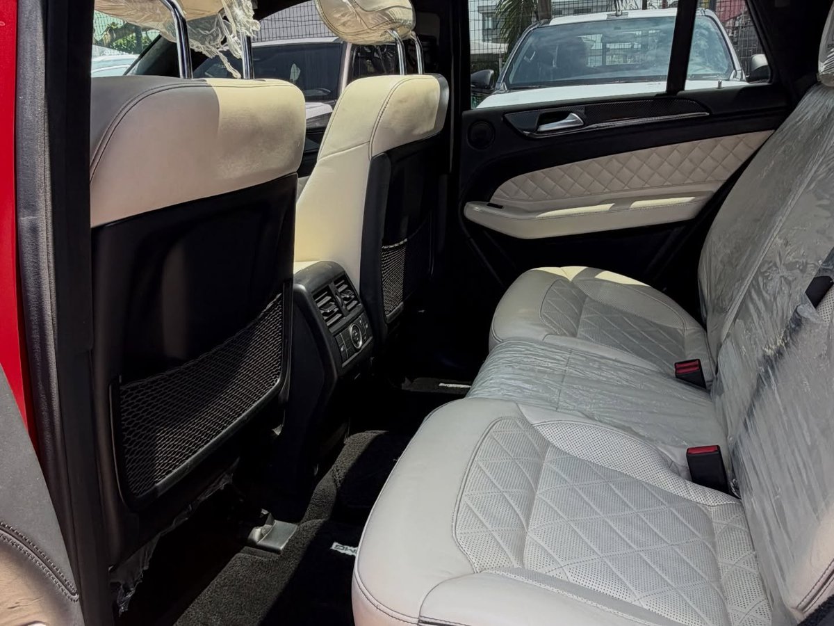 SundayJasp71945's tweet photo. Good Deal‼️ Foreign Used 2018 Mercedes Benz GLE-43 AMG With Duty Available for sale now. Red on Cream Interior.

Price: 56 Million Naira Only 
Location: Lekki, Lagos.

WhatsApp/Call: 07079630275

Doorstep Delivery Nationwide.. https://t.co/zMaiNEyxu8