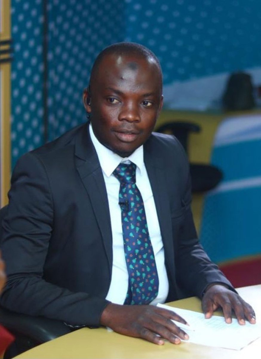 MusokePraise's tweet photo. I hereby receive this information that Our man Bashir has again joined Presentation and is now employeed on air at Beat FM @BeatFMUganda Ekintabuli Ky'omuziki.

Congratulations upon that.

@MbaziiraKazibwe @KBMliveOfficial https://t.co/U69WqyFdBZ